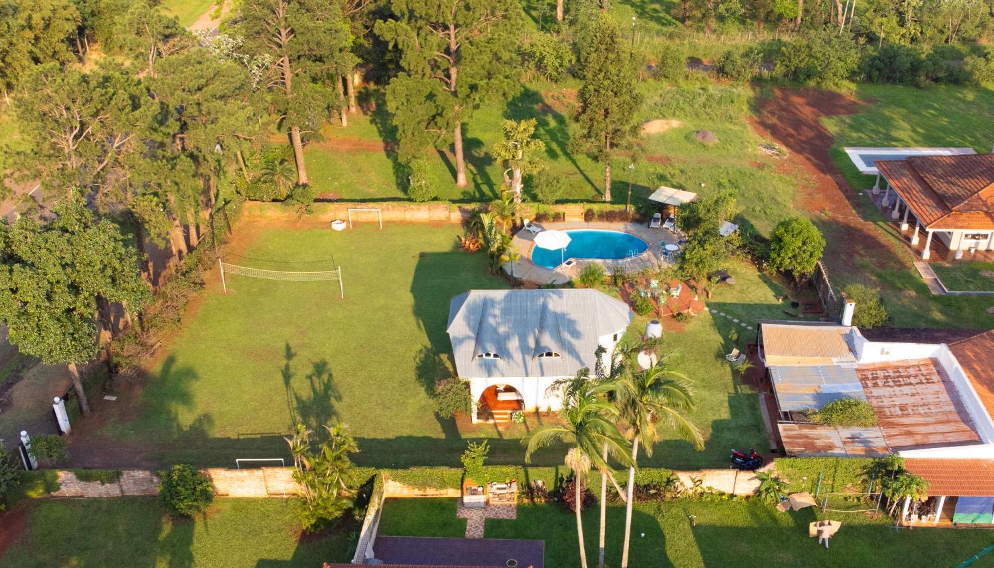 " Casa Quinta "San Bernardo" Con Pileta Y Amplio Jardin Villa Posadas Exterior photo