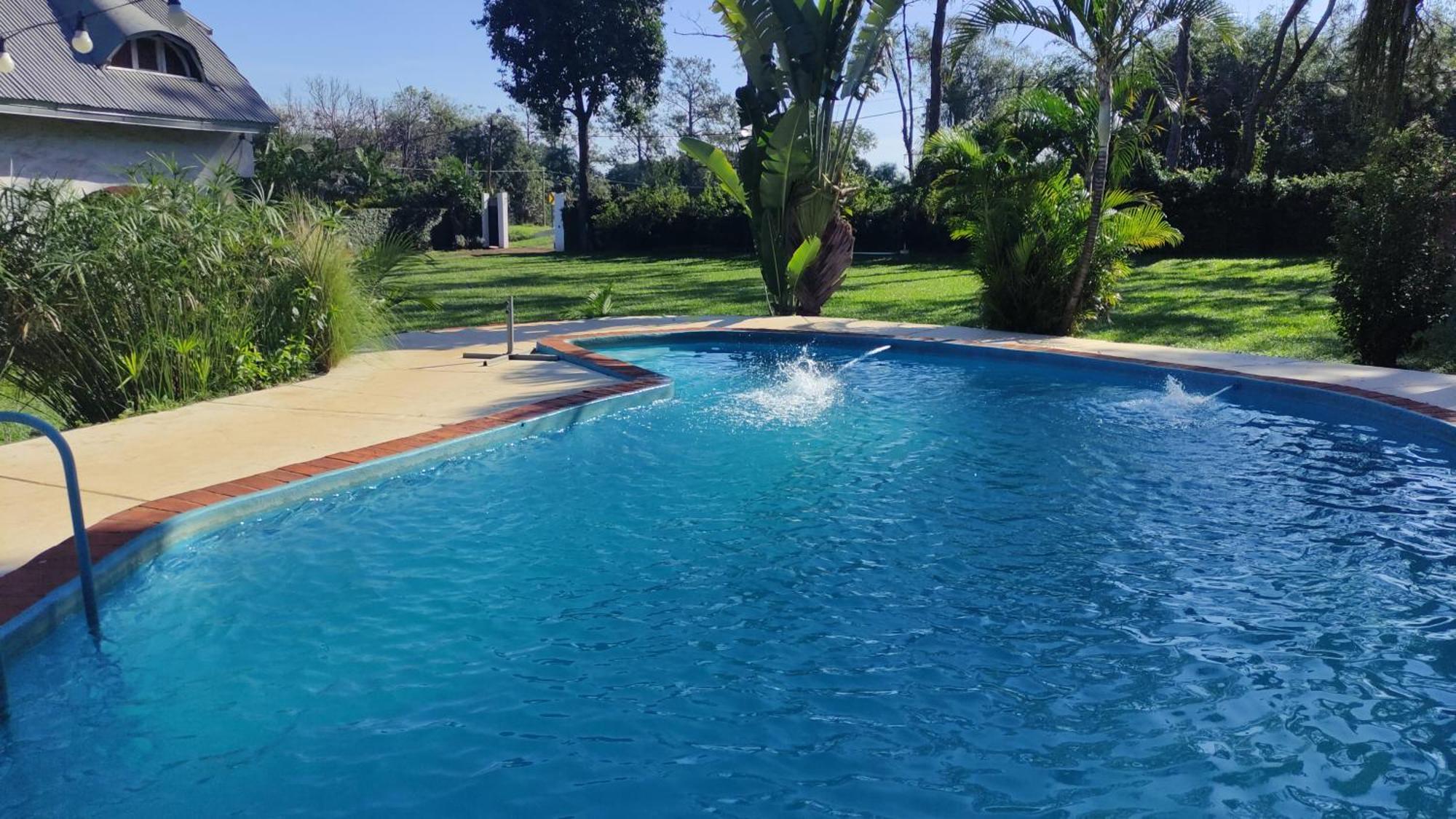 " Casa Quinta "San Bernardo" Con Pileta Y Amplio Jardin Villa Posadas Exterior photo